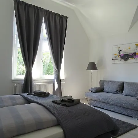 Townhuus No. 1 / Dieksee Hotel