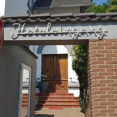 Townhuus No. 1 / Dieksee Hotel Malente